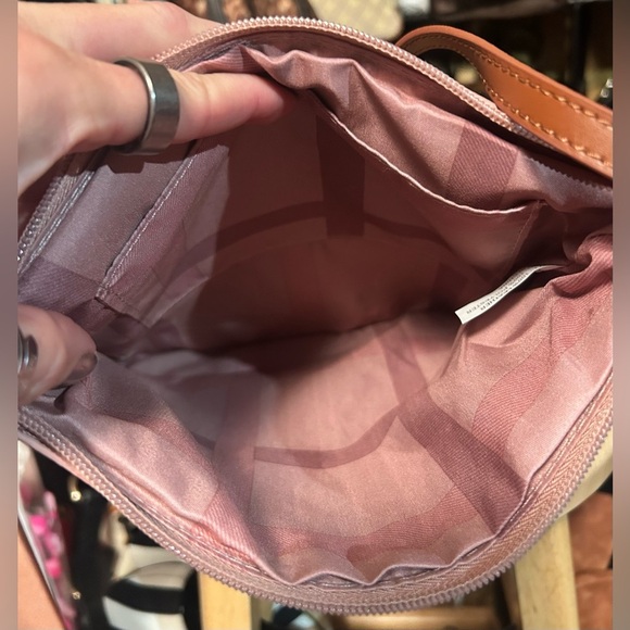 NWT 3pc Bundle of Joy Mangano Leather Tote, Crossbody & full size J Jill Scarf - Picture 8 of 11